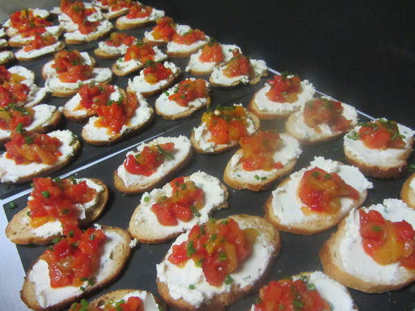 Goats Cheese & Pepper Crostini